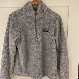 Patagonia quarter zip grey